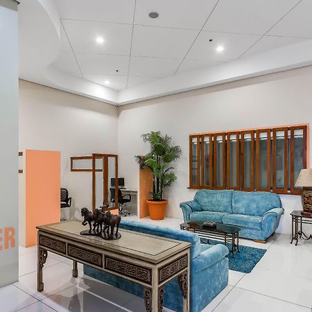 Zen Premium Banilad Otel Cebu Dış mekan fotoğraf