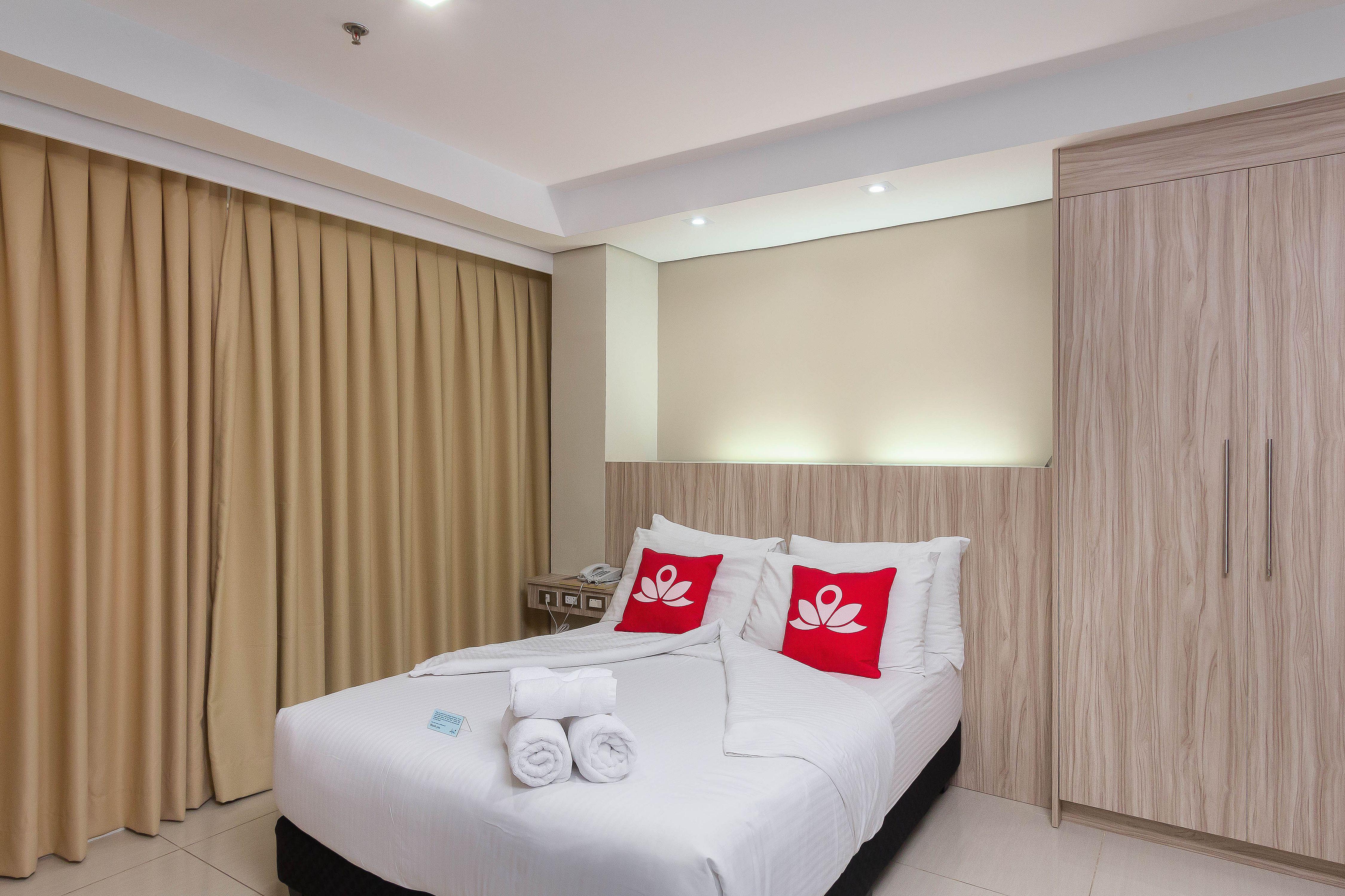 Zen Premium Banilad Otel Cebu Dış mekan fotoğraf